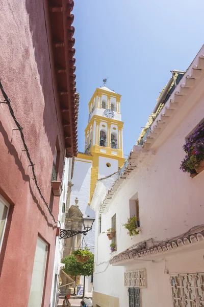 Традиционная андалузская улица — стоковое фото
