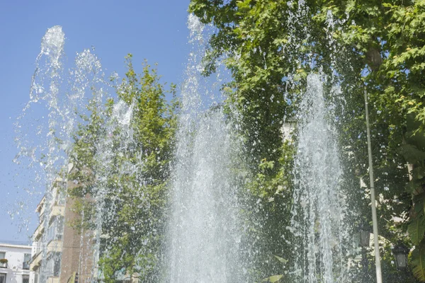 マルベーリャの夏の噴水 — ストック写真