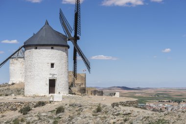 Toledo Consuegra, yel değirmenleri