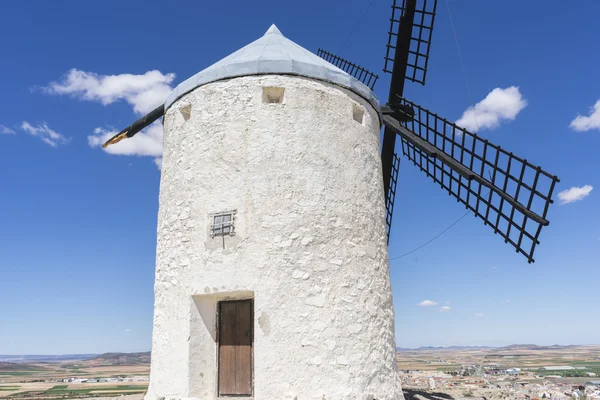 Větrný mlýn Consuegra v Toledo — Stock fotografie