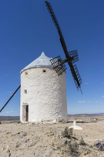 トレドのコンスエグラの風車 — ストック写真