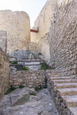 Ortaçağ Kalesi şehrin Consuegra Toledo, İspanya