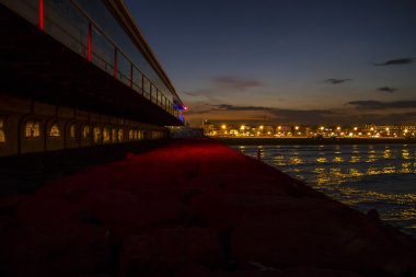 Valencia beach gece