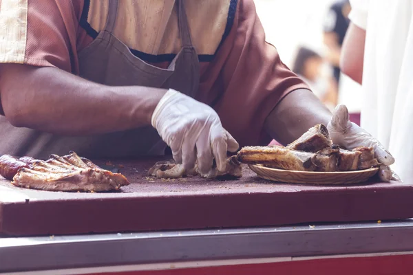 Churrasco com salsichas — Fotografia de Stock