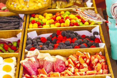 ustalar tarafından yapılmış şekerleri