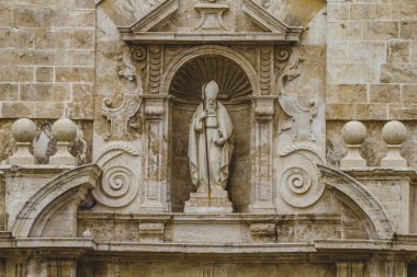Bishop, tipik mimarisi Valencia