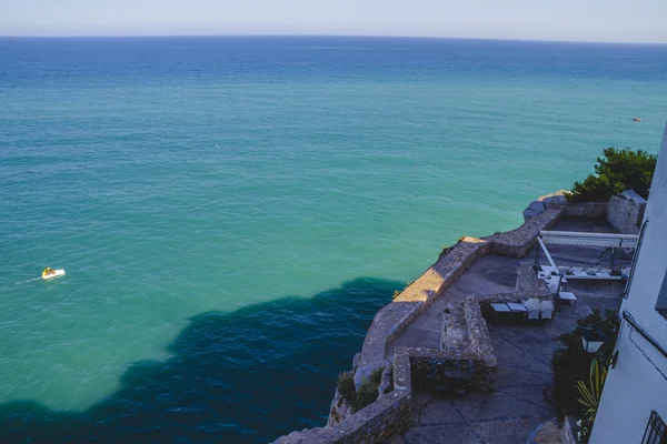 Paysage espagnol avec mer bleu profond — Photo