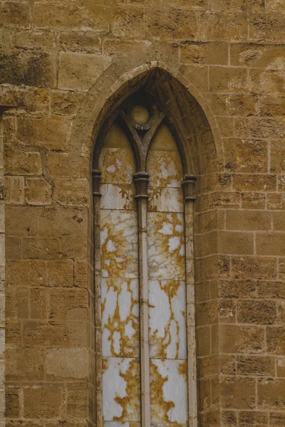 Old gothic window — Stock Photo, Image