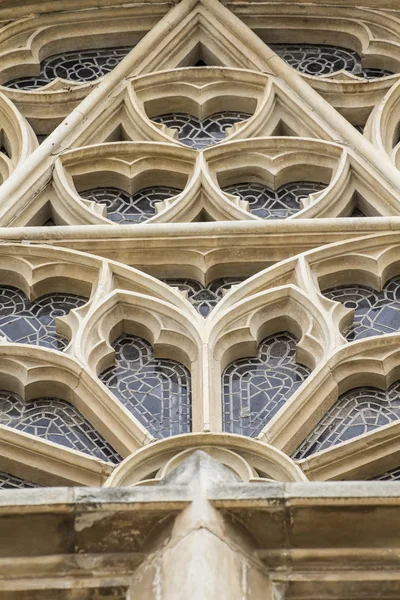 Adornos y esculturas de estilo gótico — Foto de Stock