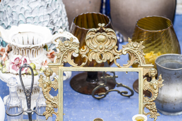 Много антиквариата
