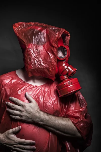 红色的气面具的男人 — 图库照片