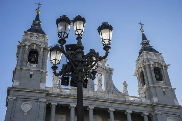 Almudena-Kathedrale — Stockfoto