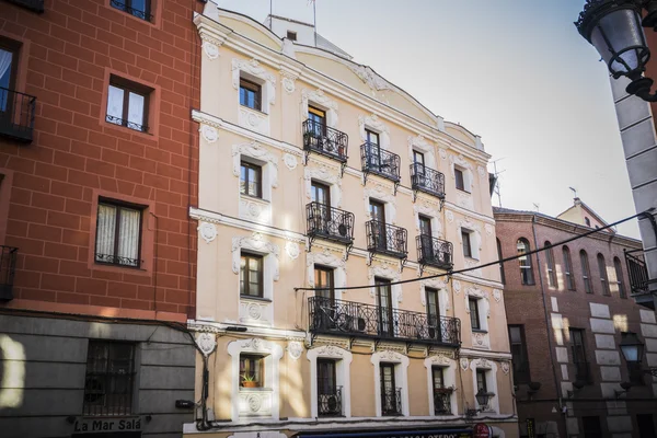 Fachada de edificios en la calle más antigua —  Fotos de Stock