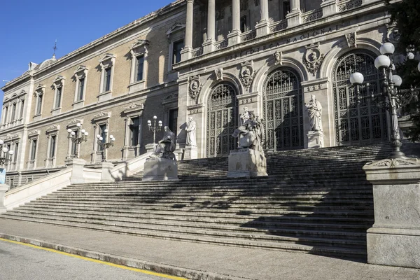 Biblioteca Nacional de Madrid — Foto de Stock