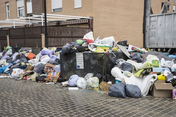 Greve por recolha de resíduos urbanos — Fotografia de Stock