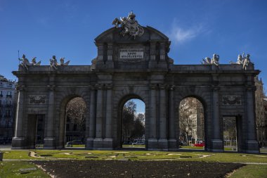 Efsanevi alcala kapı Madrid