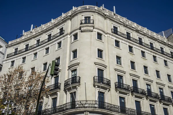 Facades of typical architecture of Madrid — Stock Photo, Image
