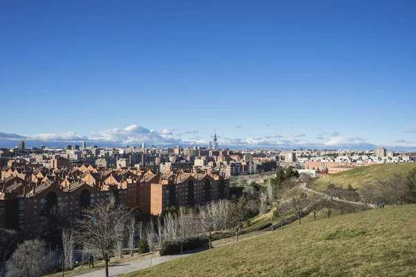 De skyline van de stad van Madrid — Stockfoto