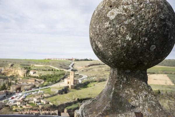 Vistas aéreas de la ciudad española de Segovia. Antiguo romano y m —  Fotos de Stock