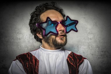 Curly hair man in star-spectacles