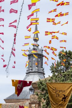 çan kulesi, ortaçağdan kalma şehir