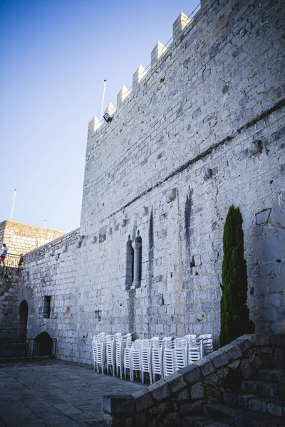 Escadas para o castelo da fortaleza — Fotografia de Stock