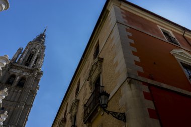 Toledo ortaçağ mimarisi