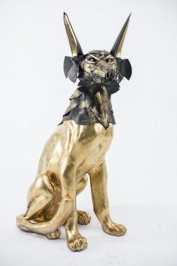 Mısır tanrısı Anubis'in heykeli