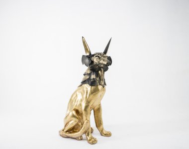 Mısır tanrısı Anubis'in heykeli
