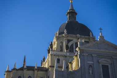 Antik Almudena Katedrali