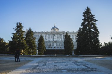 Madrid Kraliyet Sarayı