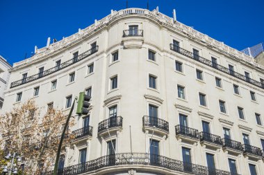 İspanya'nın tipik mimari cephe