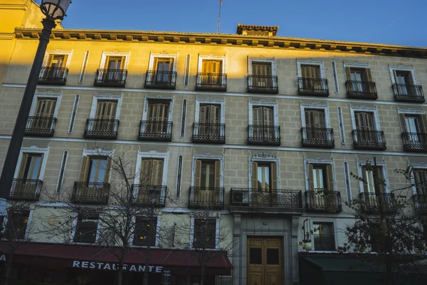 Nejstarší ulice v hlavním městě Španělska — Stock fotografie