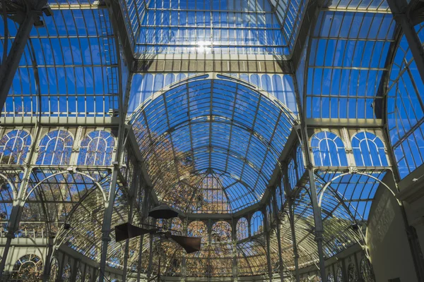 Crystal palace in het retiro park — Stockfoto