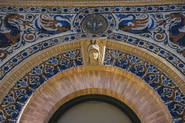 Palácio Velazquez no parque do Retiro — Fotografia de Stock