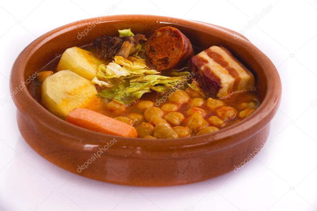 Madrid stew on earthenware pot