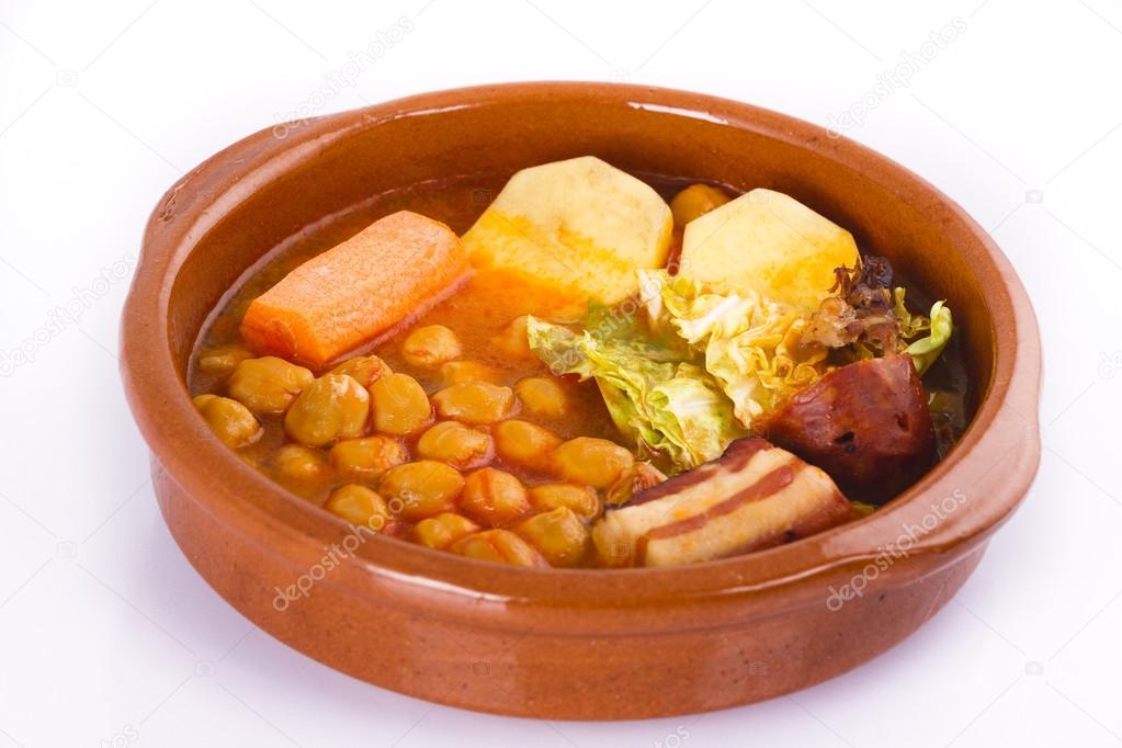 Madrid stew on earthenware pot