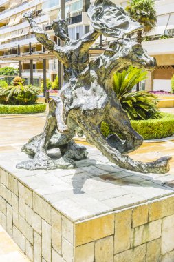tarafından Dali Marbella bronz heykel 
