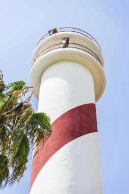 Fener kulesi Marbella deniz kenarında