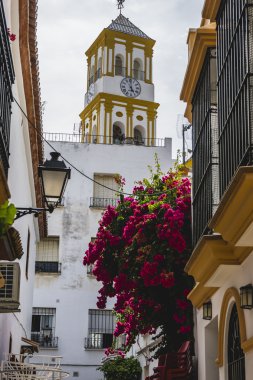 Kilise, Mimarlık ve sokakları
