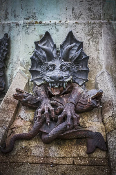 Bronze sculpture of  monster — Stock Photo, Image