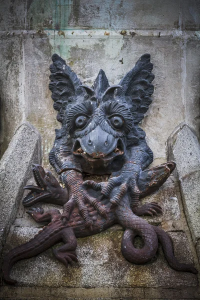 Bronze sculpture of  monster — Stock Photo, Image