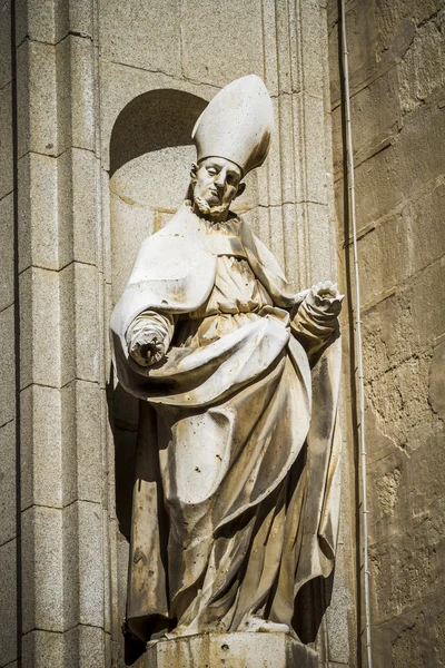 Bishop sculpture, toledo cathedral — Stock Photo, Image