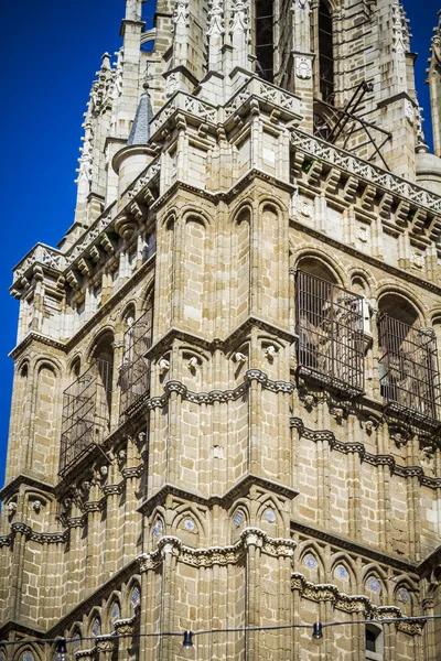 Tower of  toledo cathedral — Stock Photo, Image