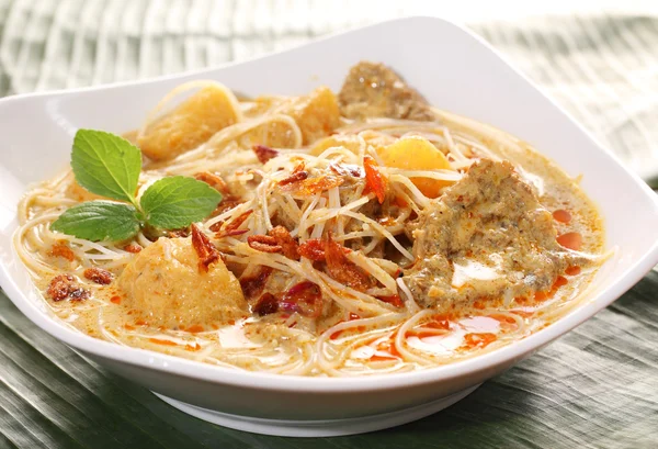 Kokos Curry Noodle — Stockfoto