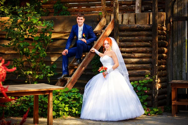 Bride and groom — Stock Photo, Image