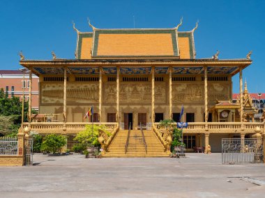 Wat Kean Kliang, Kamboçya Phnom Penh 'deki bir Budist tapınağı, Tonle Sap ve Mekong nehirleri arasında yer alıyor..