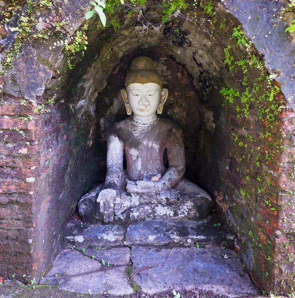 Immagine di Buddha in Mrauk U, Myanmar — Foto Stock