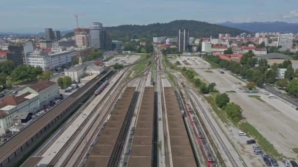 Railway station and view on the hill — Stock Video