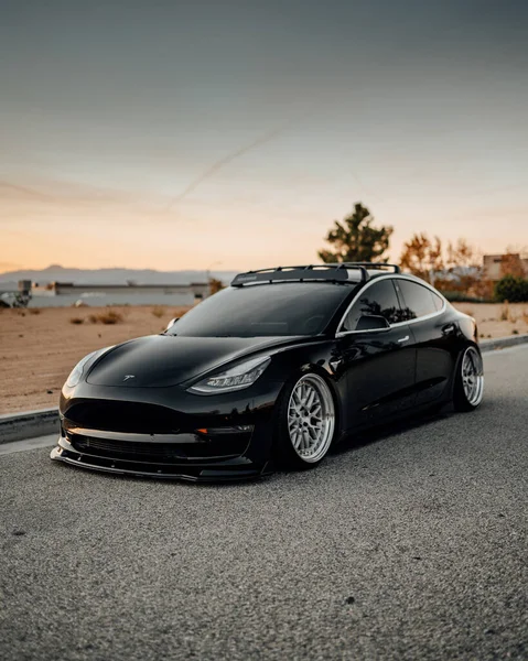 California December 2020 Black Tesla Model Parking Lot Close Building — Stock Photo, Image